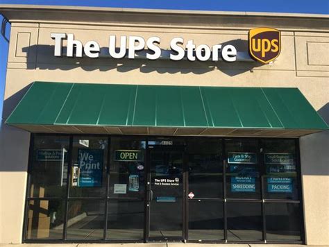 Get reviews, hours, directions, coupons and more for The UPS Store. Search for other Mail & Shipping Services on The Real Yellow Pages®. Get reviews, hours, directions, coupons and more for The UPS Store at 2733 E Battlefield St, Springfield, MO 65804.